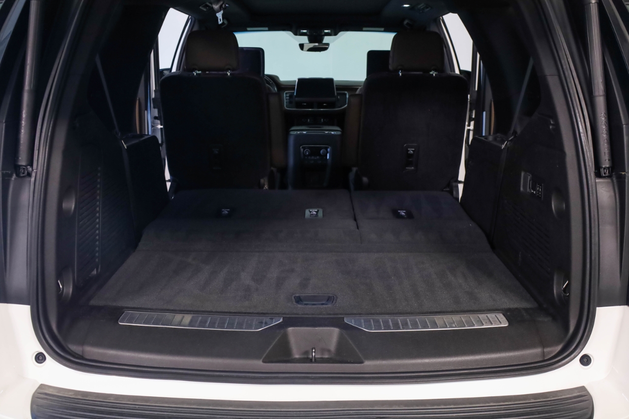 Chevrolet Tahoe 4WD 4dr High Country 2021