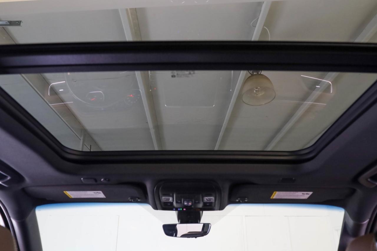 Chevrolet Tahoe 4WD 4dr High Country 2021