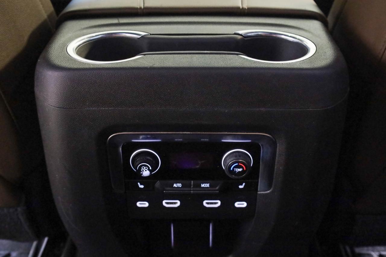 Chevrolet Tahoe 4WD 4dr High Country 2021