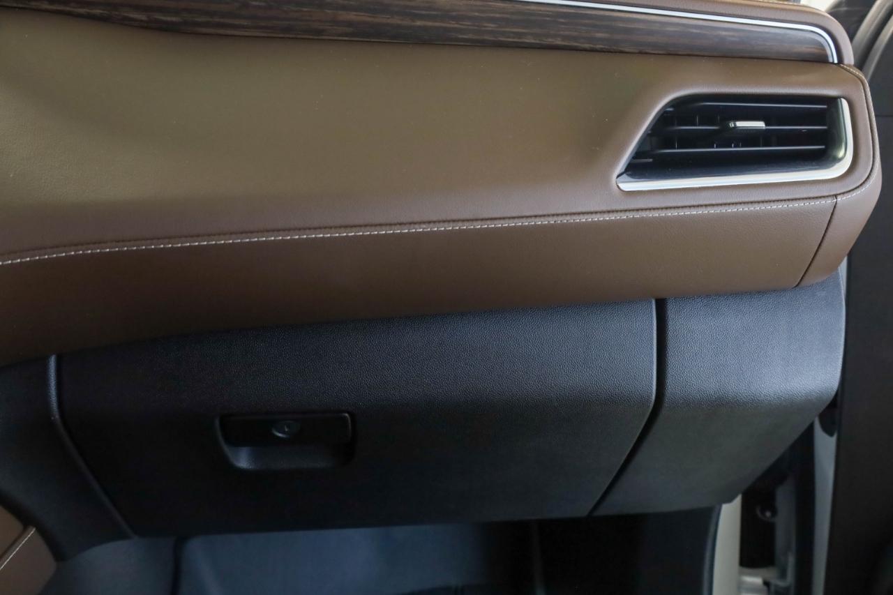 Chevrolet Tahoe 4WD 4dr High Country 2021