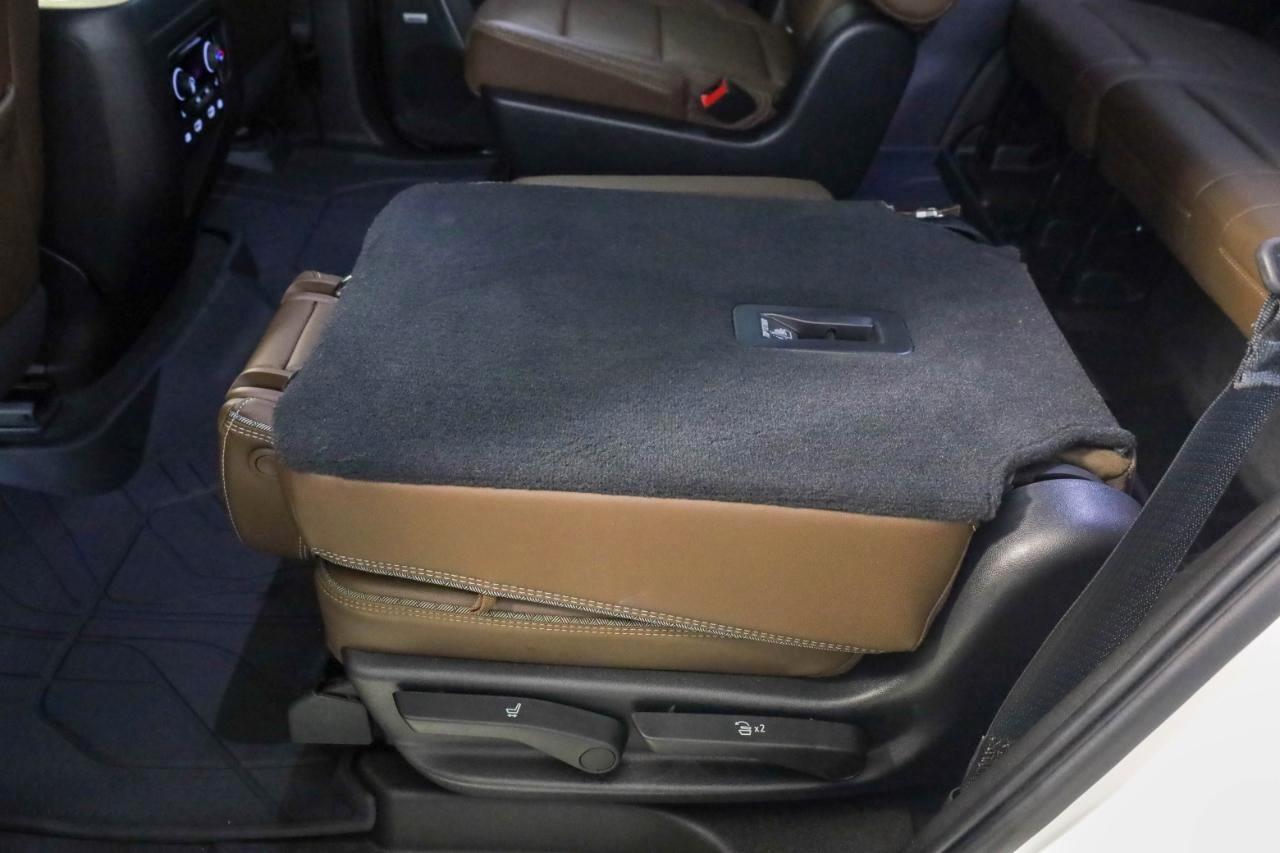 Chevrolet Tahoe 4WD 4dr High Country 2021