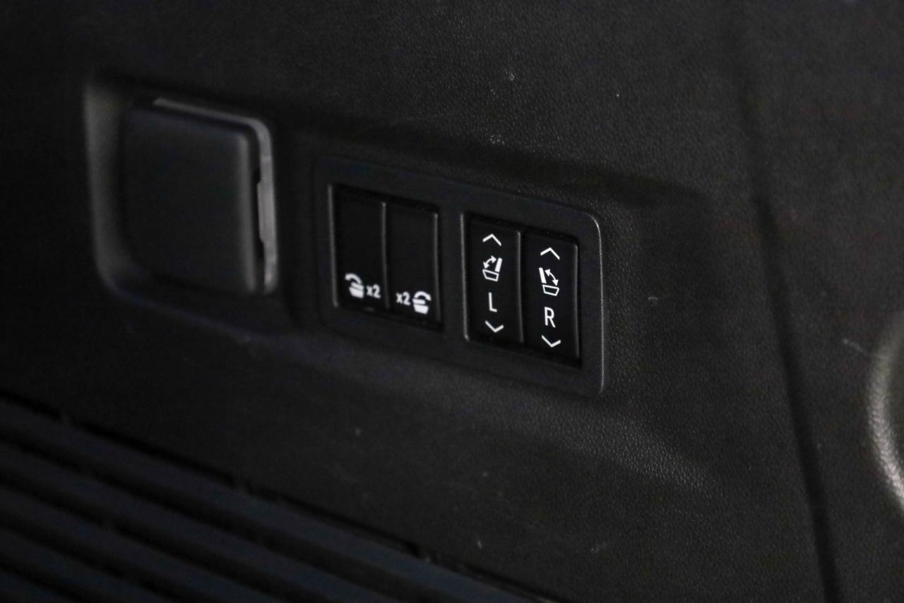 Chevrolet Tahoe 4WD 4dr High Country 2021