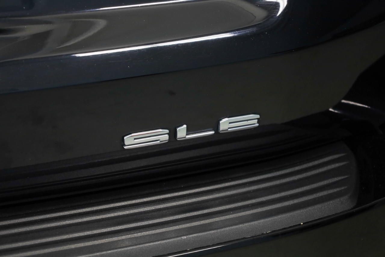 GMC Yukon 4WD 4dr SLE 2023