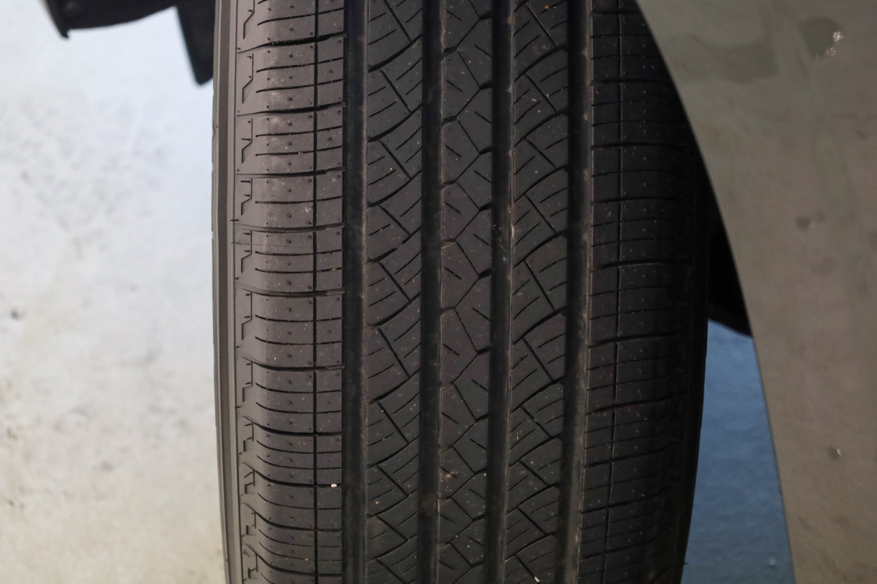 GMC Yukon 4WD 4dr SLE 2023