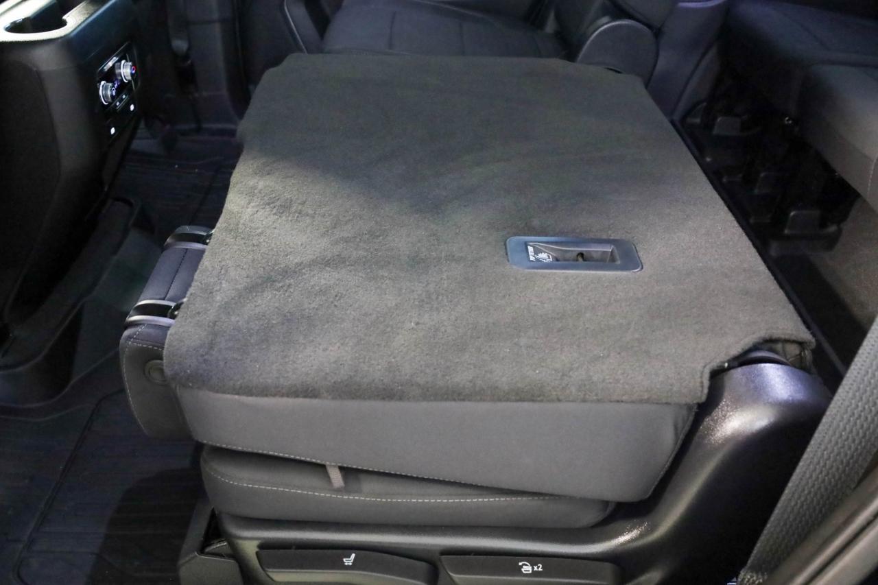 GMC Yukon 4WD 4dr SLE 2023