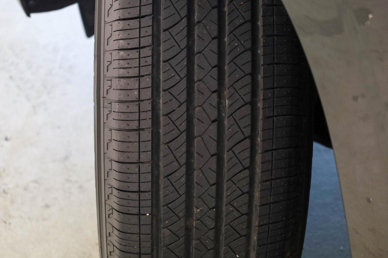 GMC Yukon 4WD 4dr SLE 2023