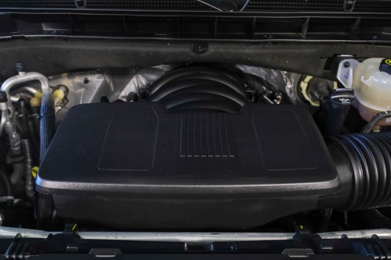 GMC Yukon 4WD 4dr SLE 2023