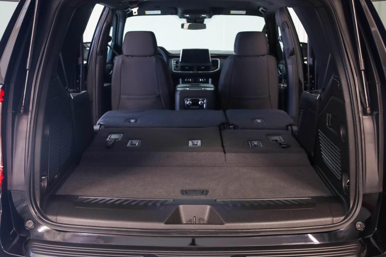 GMC Yukon 4WD 4dr SLE 2023