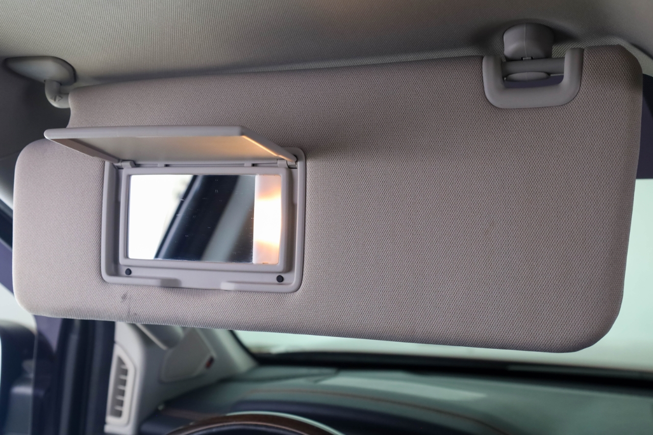 Nissan Titan 4x4 Crew Cab Platinum Reserve 2017