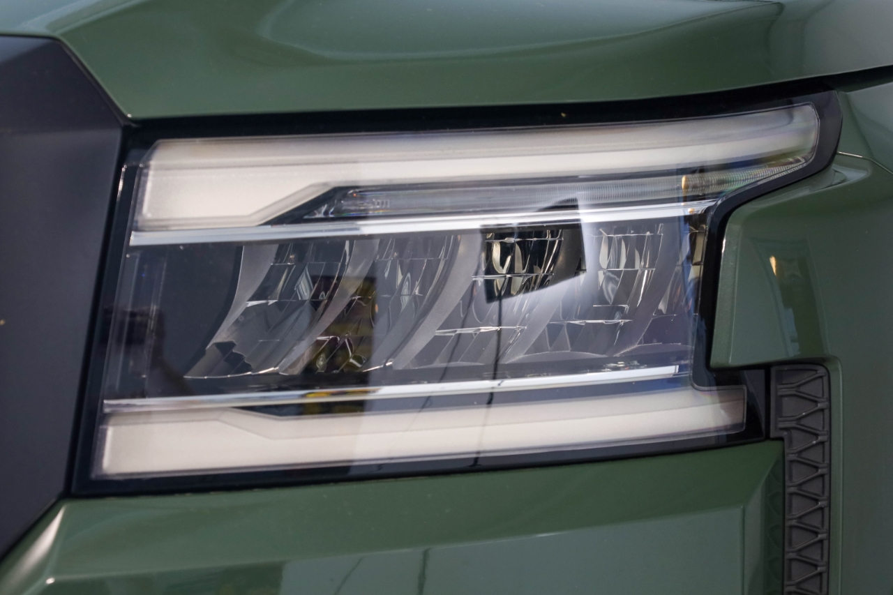 Nissan Frontier Crew Cab 4x4 PRO-4X Auto *Ltd Avail* 2023