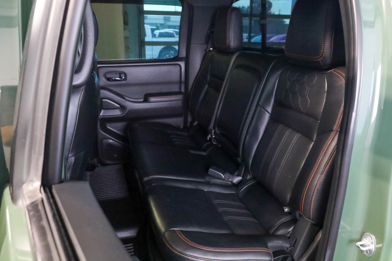 Nissan Frontier Crew Cab 4x4 PRO-4X Auto *Ltd Avail* 2023