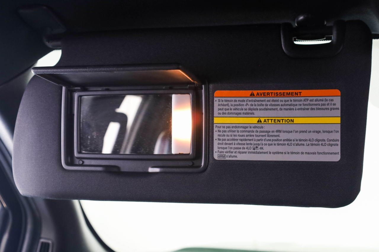 Nissan Frontier Crew Cab 4x4 PRO-4X Auto *Ltd Avail* 2023