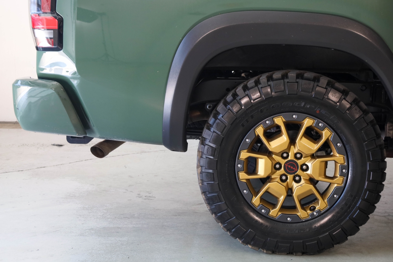 Nissan Frontier Crew Cab 4x4 PRO-4X Auto *Ltd Avail* 2023