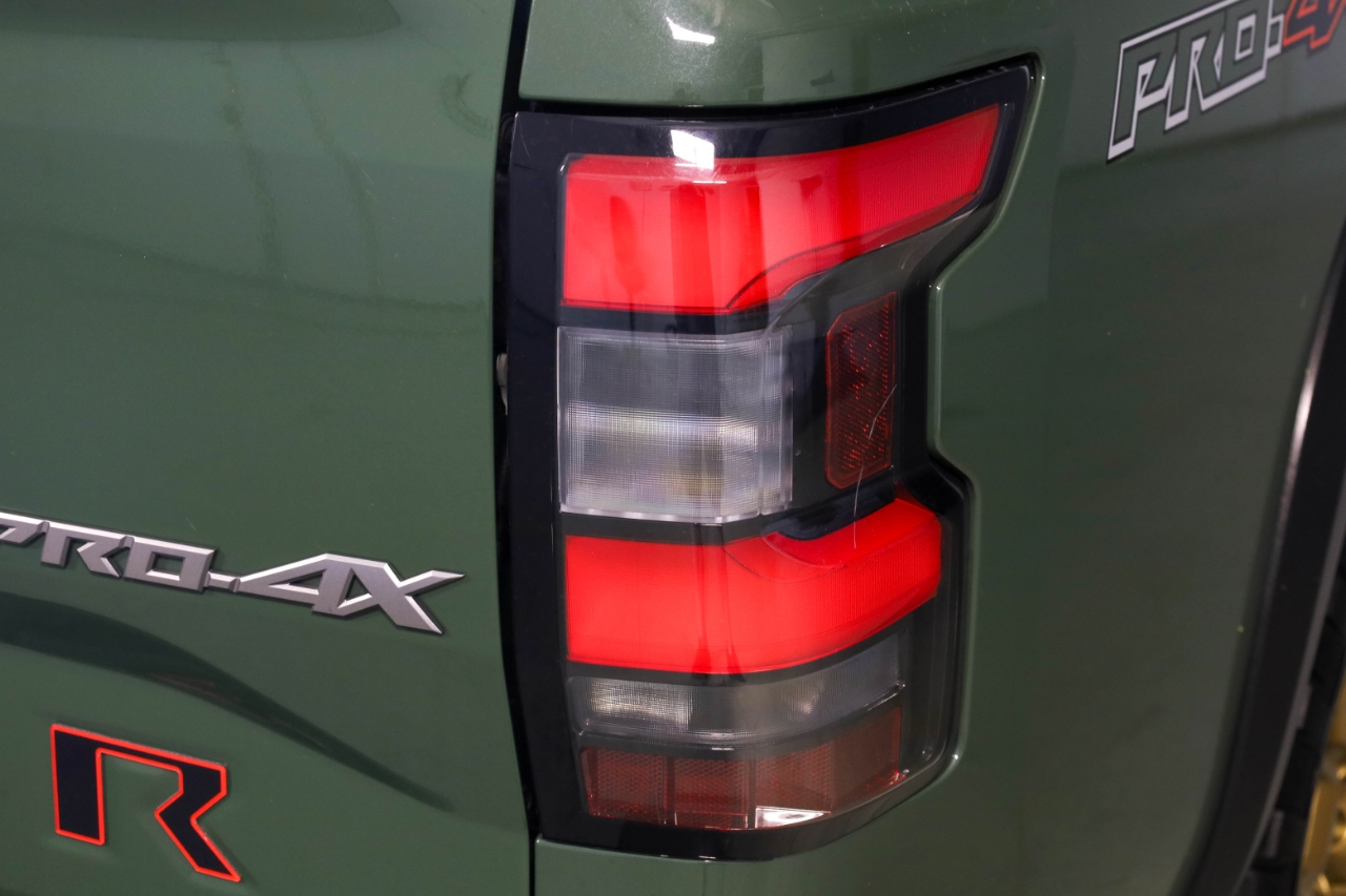 Nissan Frontier Crew Cab 4x4 PRO-4X Auto *Ltd Avail* 2023