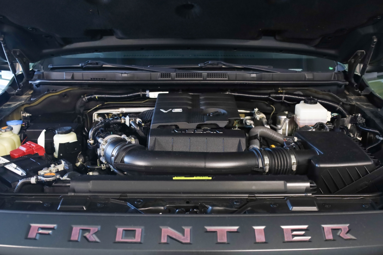 Nissan Frontier Crew Cab 4x4 PRO-4X Auto *Ltd Avail* 2023