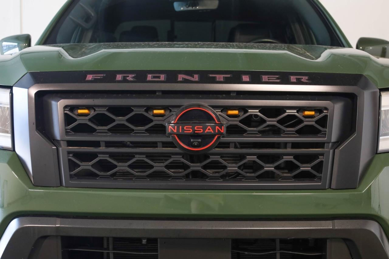 Nissan Frontier Crew Cab 4x4 PRO-4X Auto *Ltd Avail* 2023