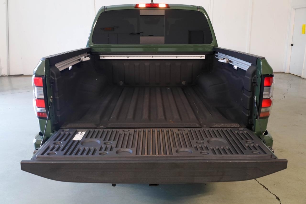 Nissan Frontier Crew Cab 4x4 PRO-4X Auto *Ltd Avail* 2023