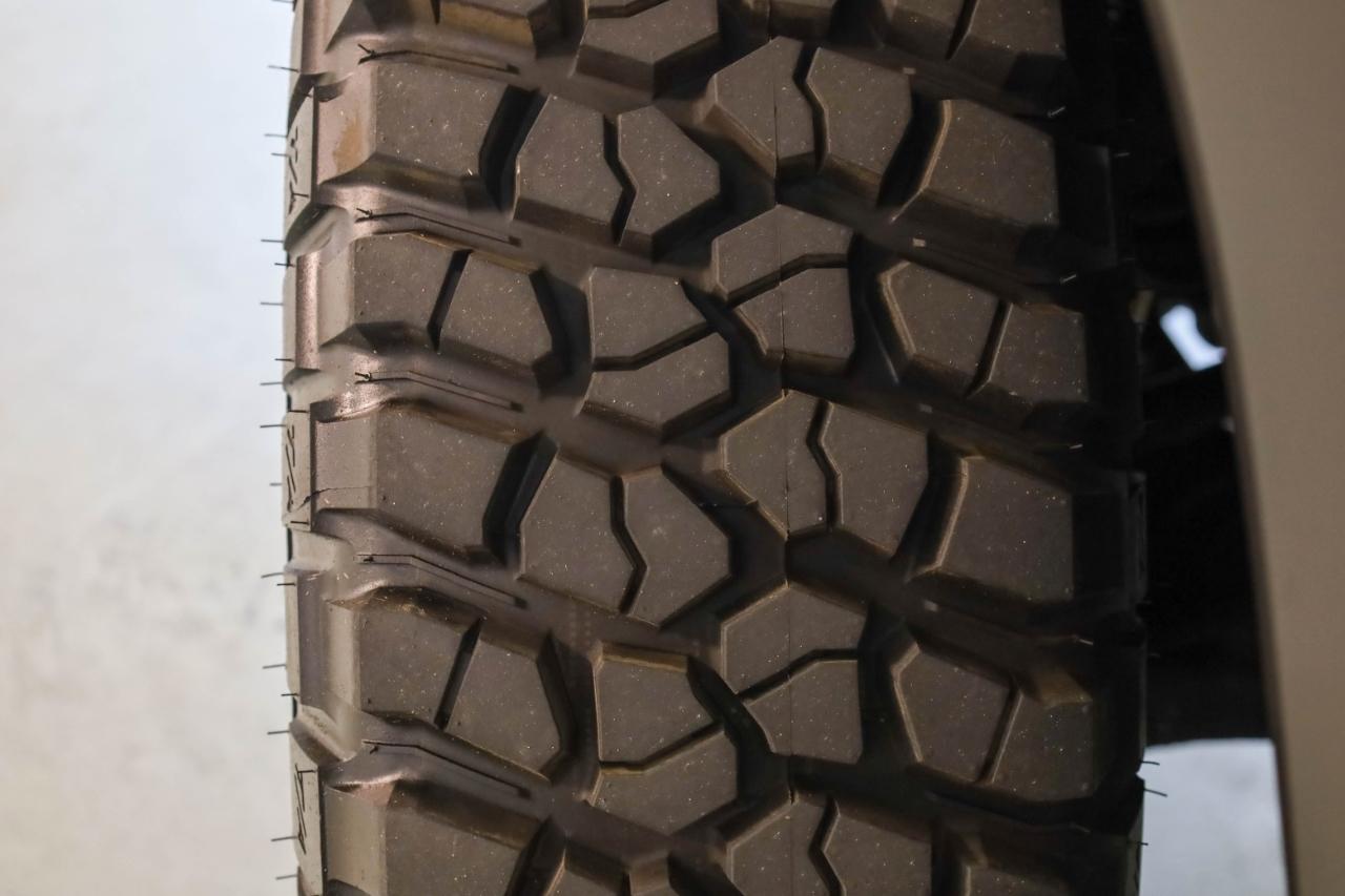 Nissan Frontier Crew Cab 4x4 PRO-4X Auto *Ltd Avail* 2023