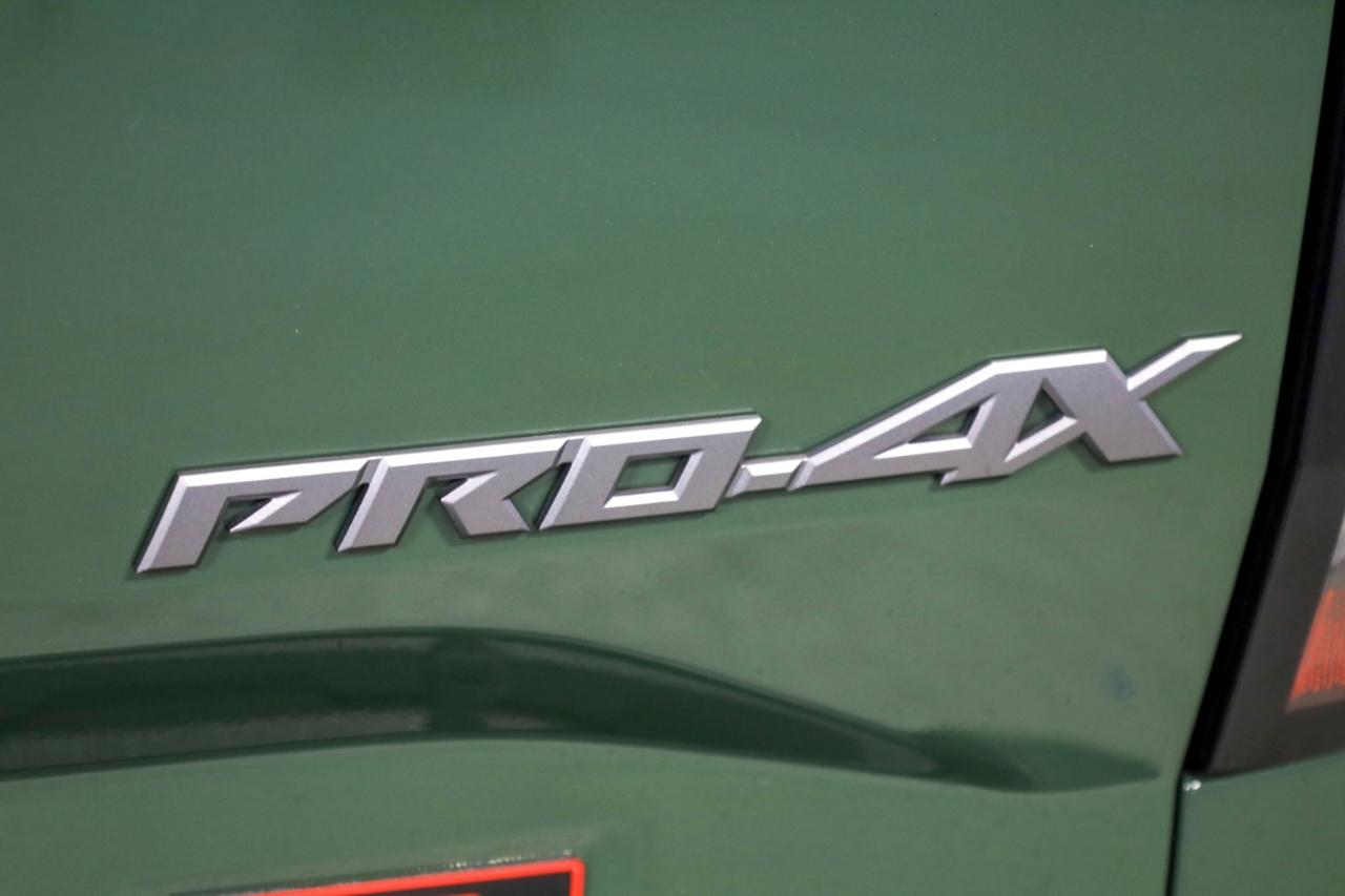 Nissan Frontier Crew Cab 4x4 PRO-4X Auto *Ltd Avail* 2023