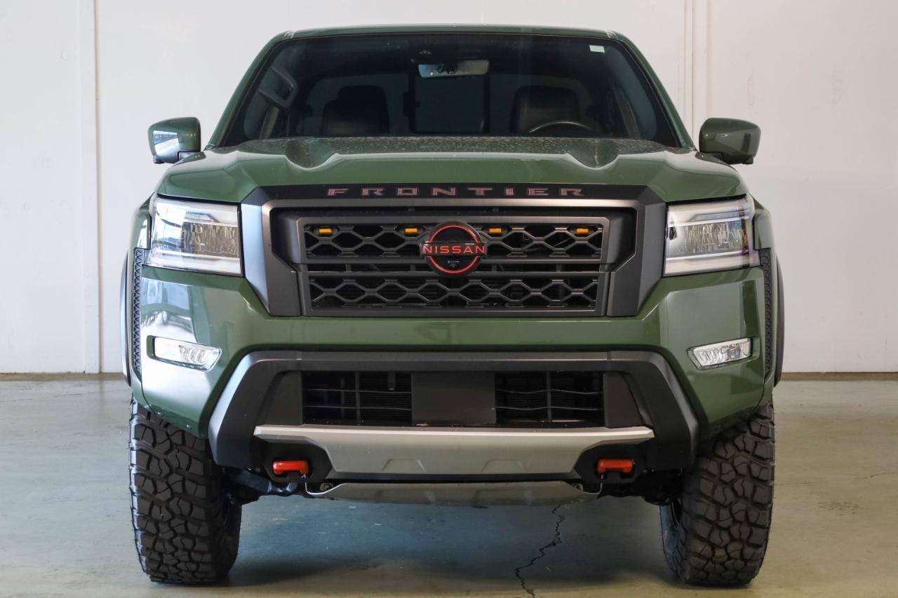 Nissan Frontier Crew Cab 4x4 PRO-4X Auto *Ltd Avail* 2023