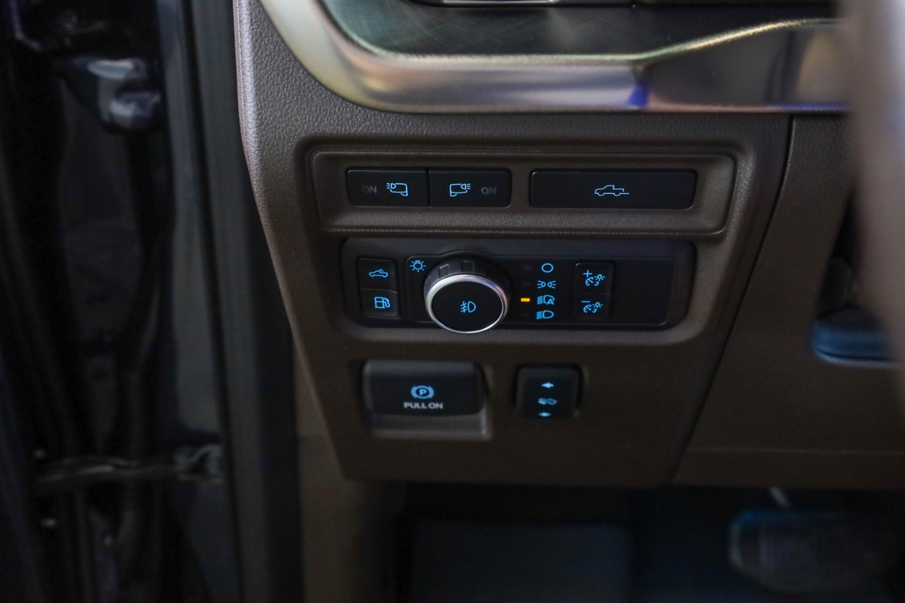 Ford F-150 King Ranch 4WD SuperCrew 5.5' Box 2021 Ford F-150 King Ranch 4WD SuperCrew 5.5' Box 2021