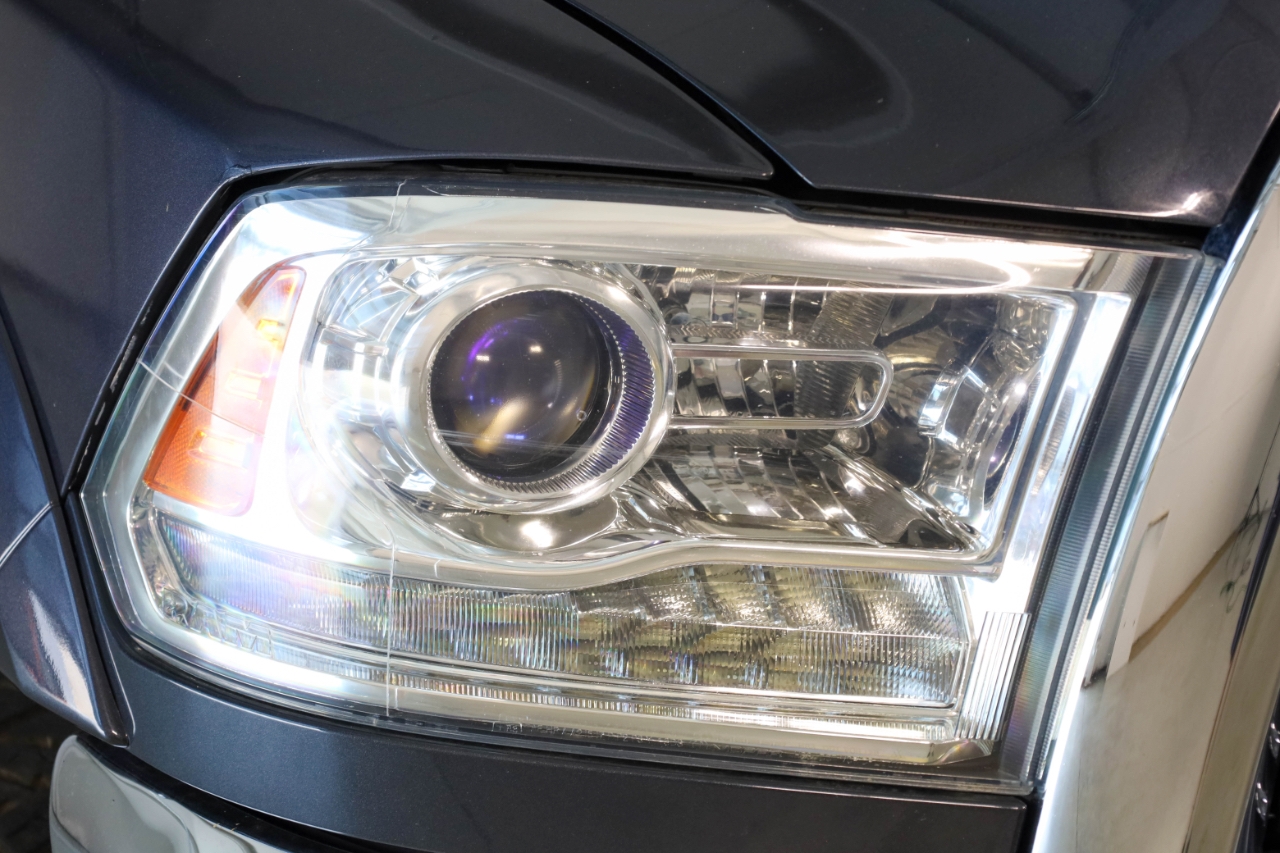 RAM 2500 Limited 4x4 Mega Cab 6'4" Box 2018 RAM 2500 Limited 4x4 Mega Cab 6'4" Box 2018