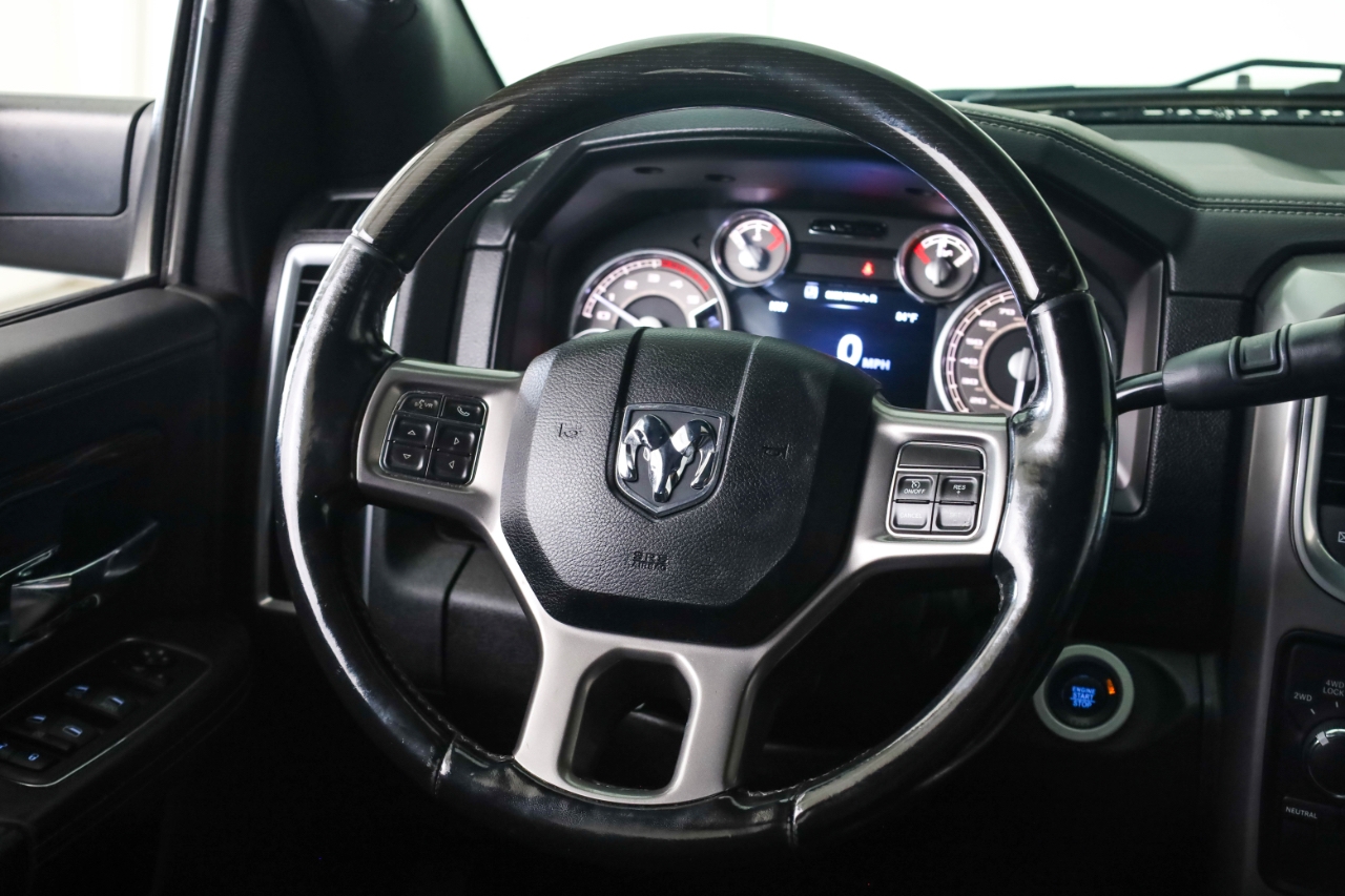 RAM 2500 Limited 4x4 Mega Cab 6'4" Box 2018 RAM 2500 Limited 4x4 Mega Cab 6'4" Box 2018