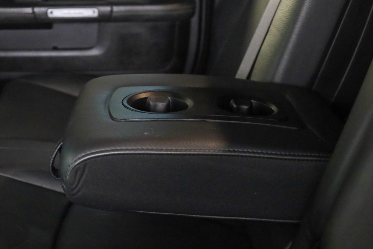 RAM 2500 Limited 4x4 Mega Cab 6'4" Box 2018 RAM 2500 Limited 4x4 Mega Cab 6'4" Box 2018