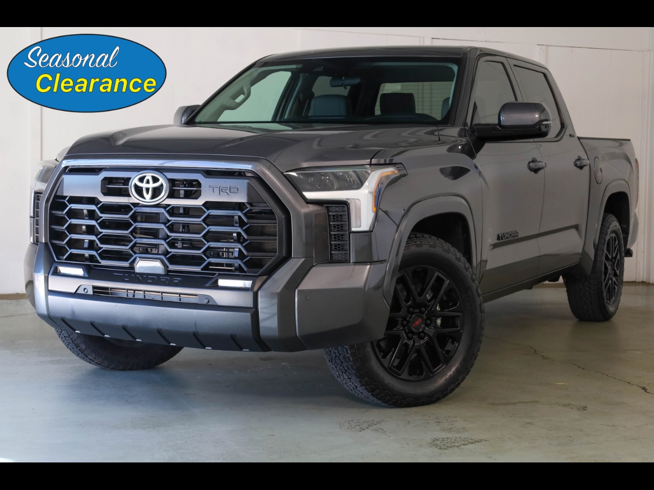 2023 Toyota Tundra 4WD SR5 CrewMax 5.5' Bed (Natl)