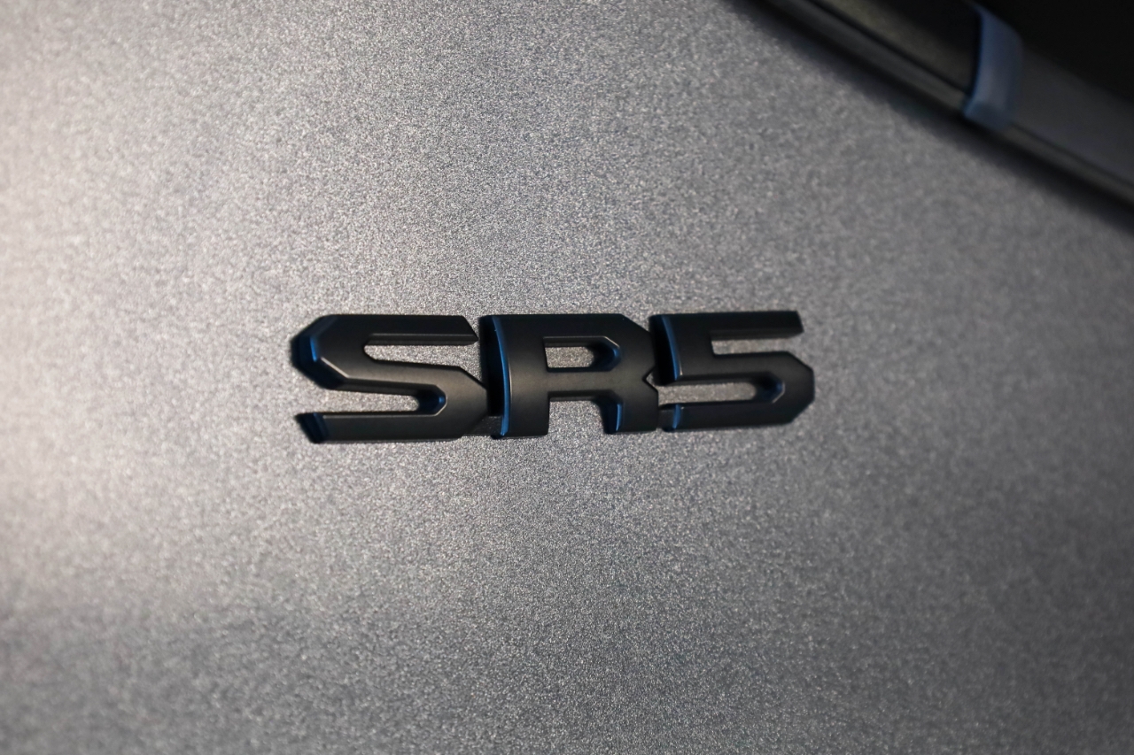 Toyota Tundra 4WD SR5 CrewMax 5.5' Bed (Natl) 2023