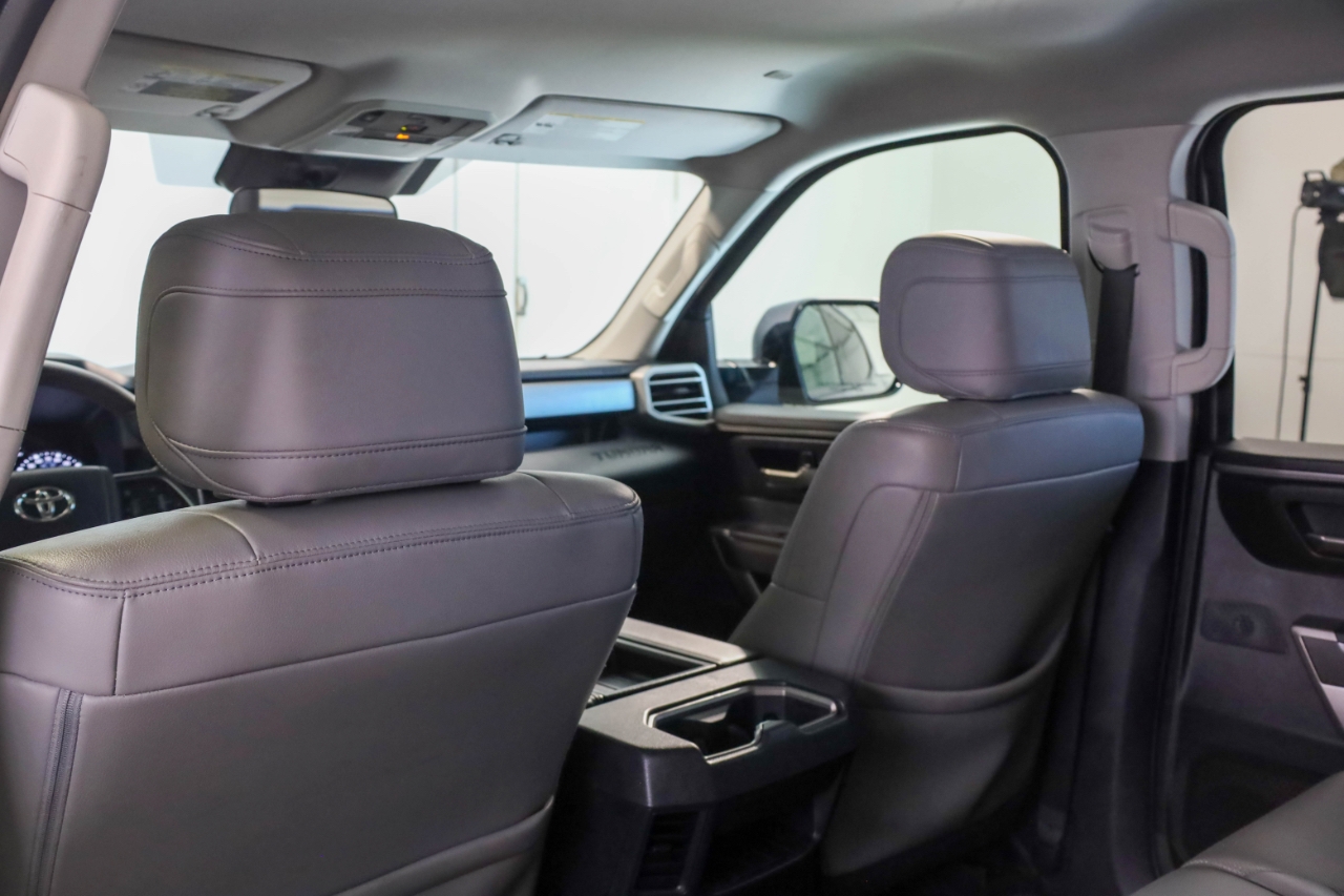 Toyota Tundra 4WD SR5 CrewMax 5.5' Bed (Natl) 2023