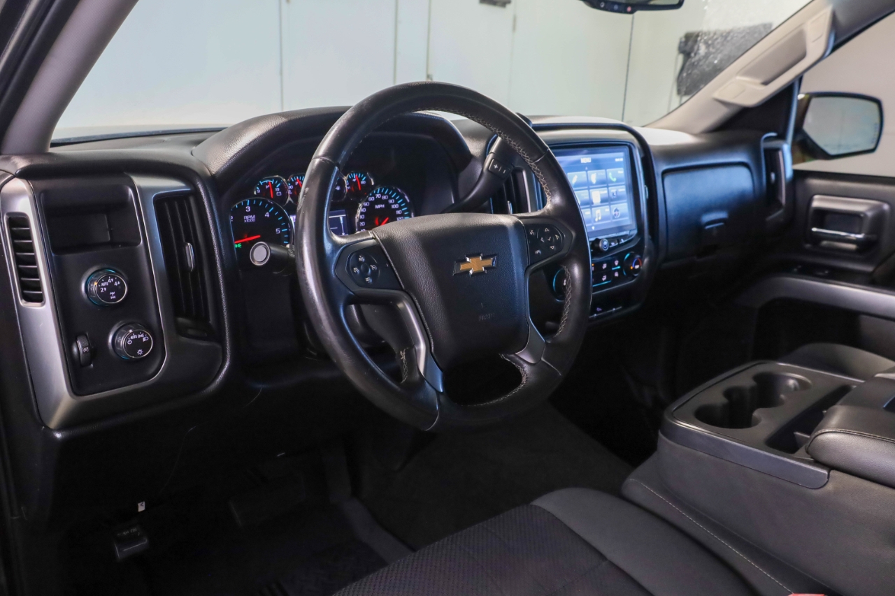 Chevrolet Silverado 1500 4WD Crew Cab 143.5" LT w/1LT 2015 Chevrolet Silverado 1500 4WD Crew Cab 143.5" LT w/1LT 2015