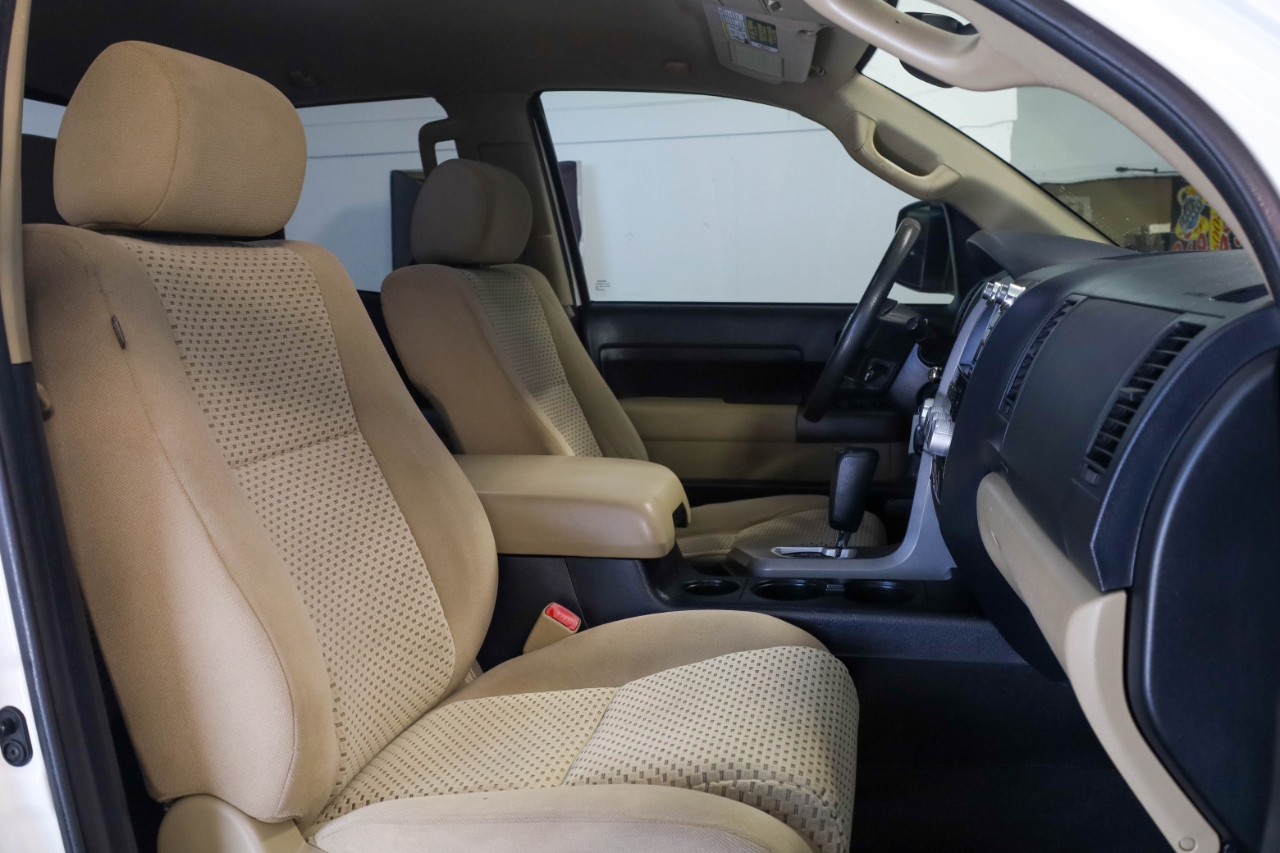 Toyota Tundra 4WD Truck Double Cab 5.7L FFV V8 6-Spd AT (Natl) 2013 Toyota Tundra 4WD Truck Double Cab 5.7L FFV V8 6-Spd AT (Natl) 2013