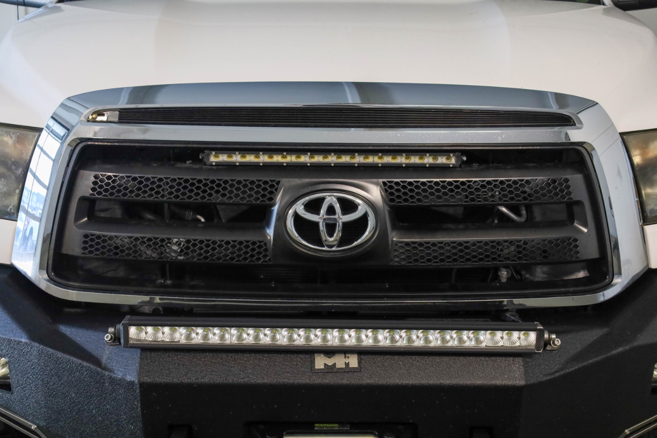 Toyota Tundra 4WD Truck Double Cab 5.7L FFV V8 6-Spd AT (Natl) 2013 Toyota Tundra 4WD Truck Double Cab 5.7L FFV V8 6-Spd AT (Natl) 2013