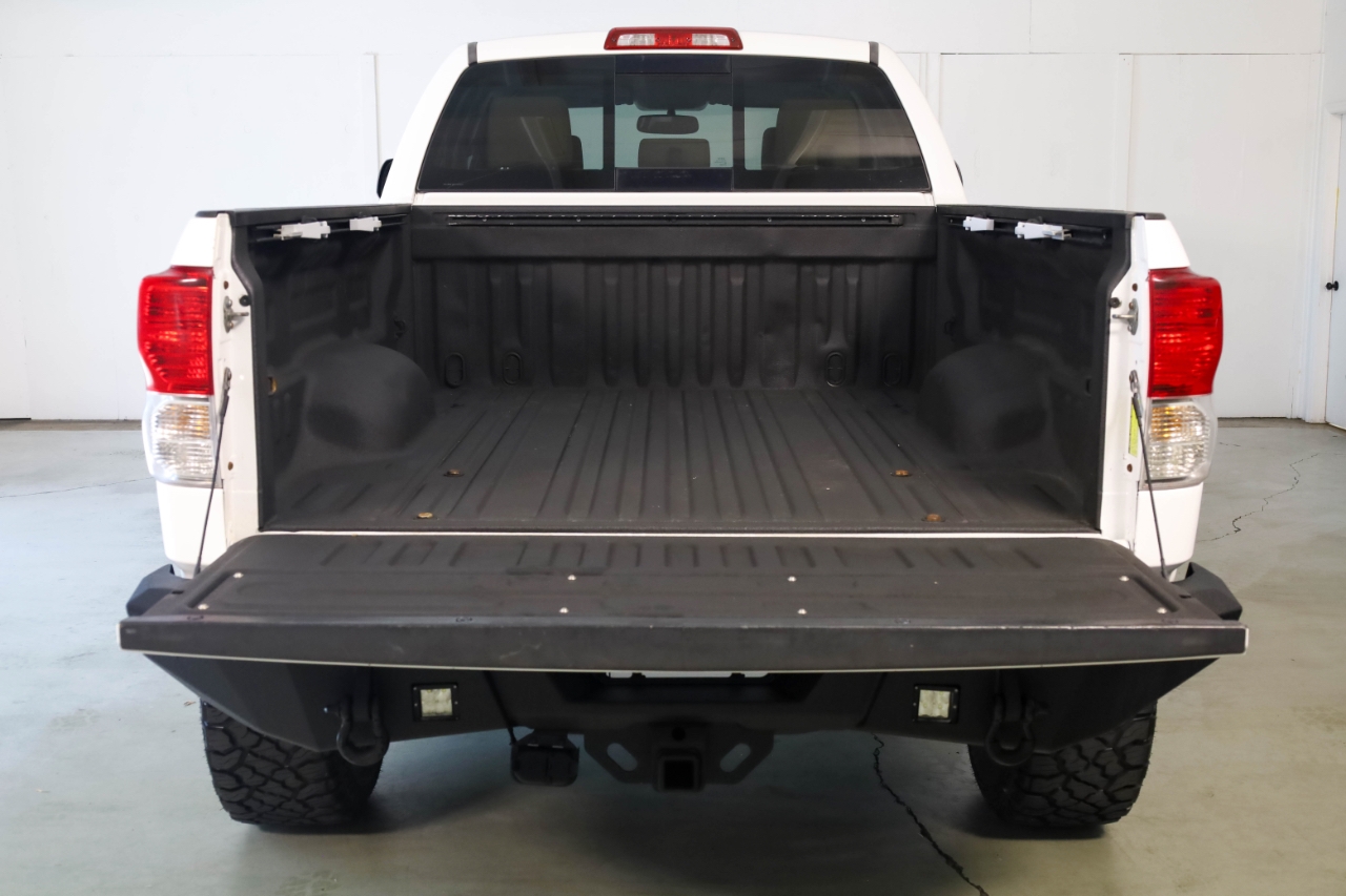 Toyota Tundra 4WD Truck Double Cab 5.7L FFV V8 6-Spd AT (Natl) 2013 Toyota Tundra 4WD Truck Double Cab 5.7L FFV V8 6-Spd AT (Natl) 2013