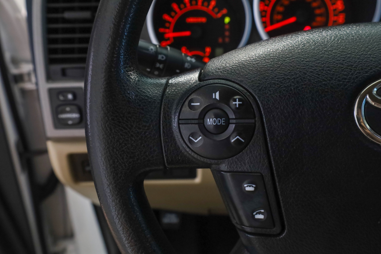 Toyota Tundra 4WD Truck Double Cab 5.7L FFV V8 6-Spd AT (Natl) 2013 Toyota Tundra 4WD Truck Double Cab 5.7L FFV V8 6-Spd AT (Natl) 2013