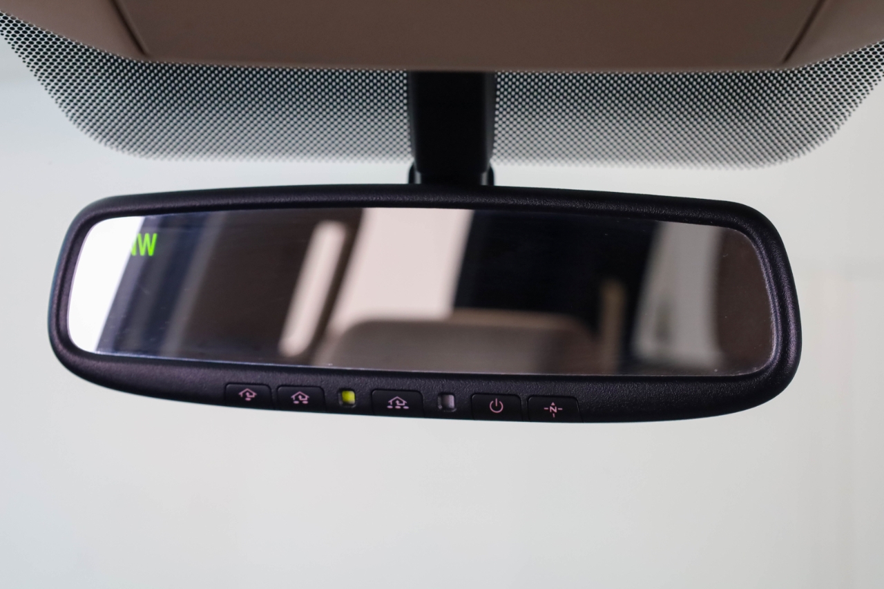 Toyota Tundra 4WD Truck Double Cab 5.7L FFV V8 6-Spd AT (Natl) 2013 Toyota Tundra 4WD Truck Double Cab 5.7L FFV V8 6-Spd AT (Natl) 2013