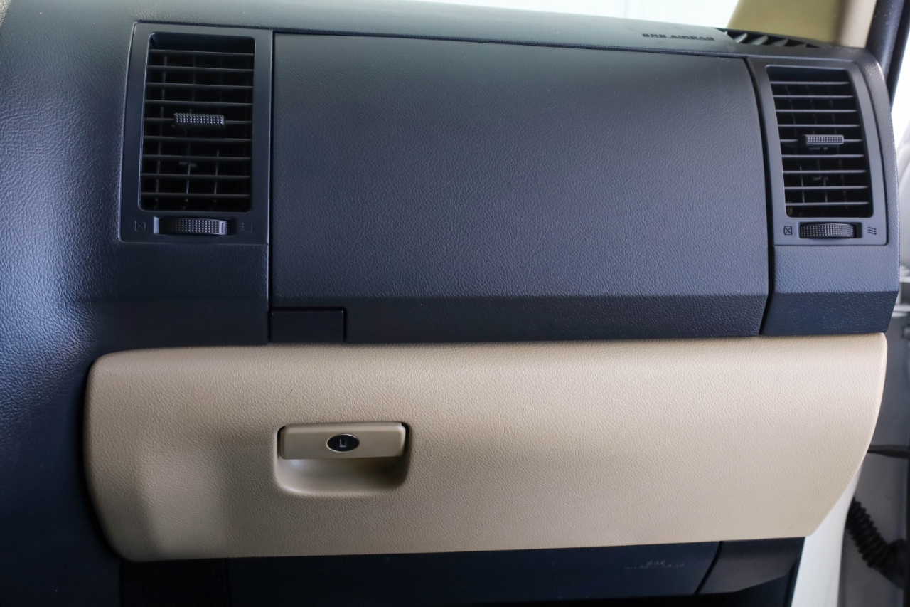 Toyota Tundra 4WD Truck Double Cab 5.7L FFV V8 6-Spd AT (Natl) 2013 Toyota Tundra 4WD Truck Double Cab 5.7L FFV V8 6-Spd AT (Natl) 2013