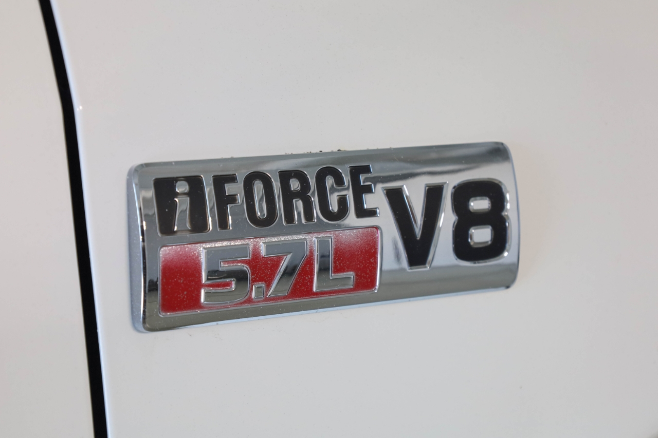 Toyota Tundra 4WD Truck Double Cab 5.7L FFV V8 6-Spd AT (Natl) 2013 Toyota Tundra 4WD Truck Double Cab 5.7L FFV V8 6-Spd AT (Natl) 2013