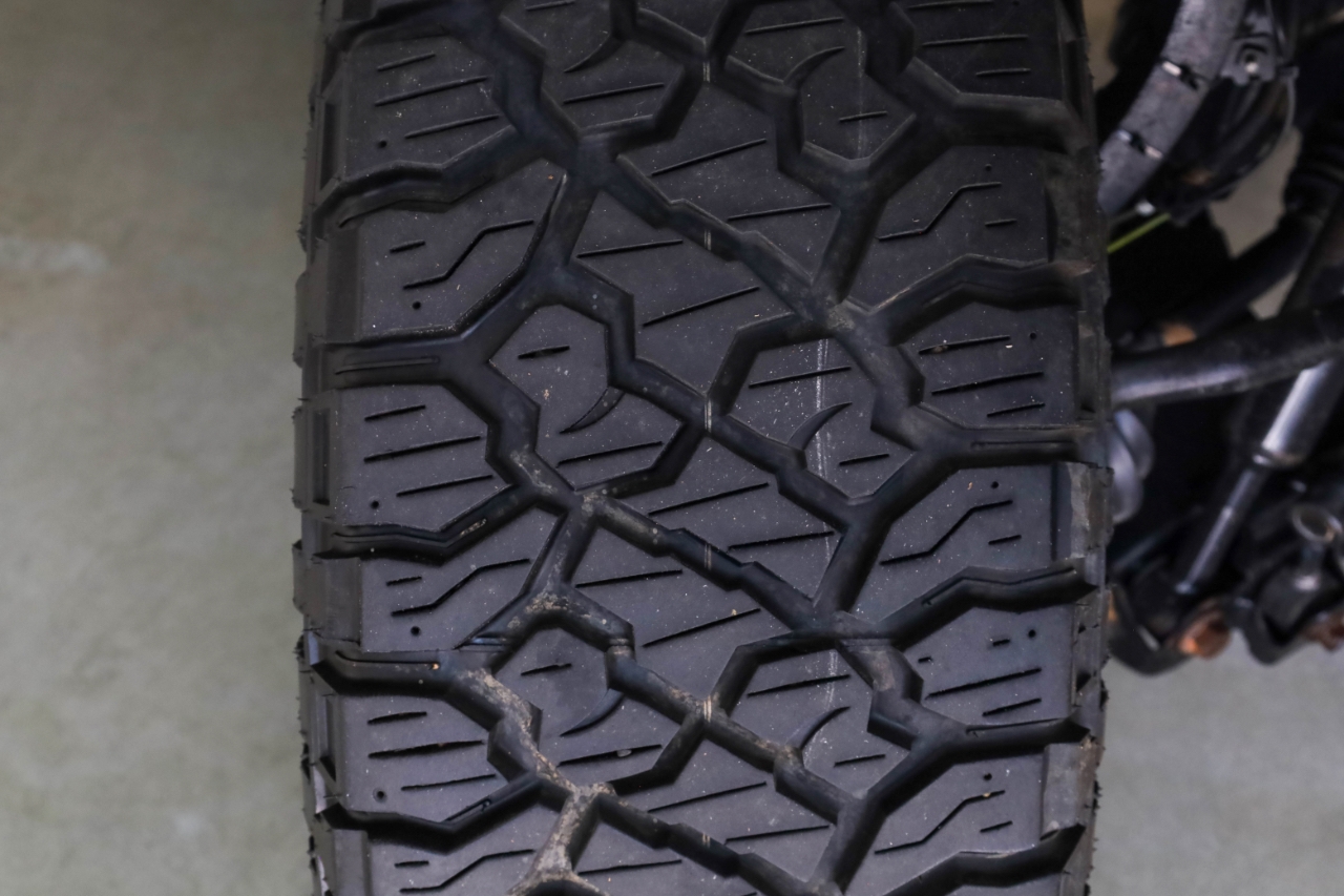 Toyota Tundra 4WD Truck Double Cab 5.7L FFV V8 6-Spd AT (Natl) 2013 Toyota Tundra 4WD Truck Double Cab 5.7L FFV V8 6-Spd AT (Natl) 2013