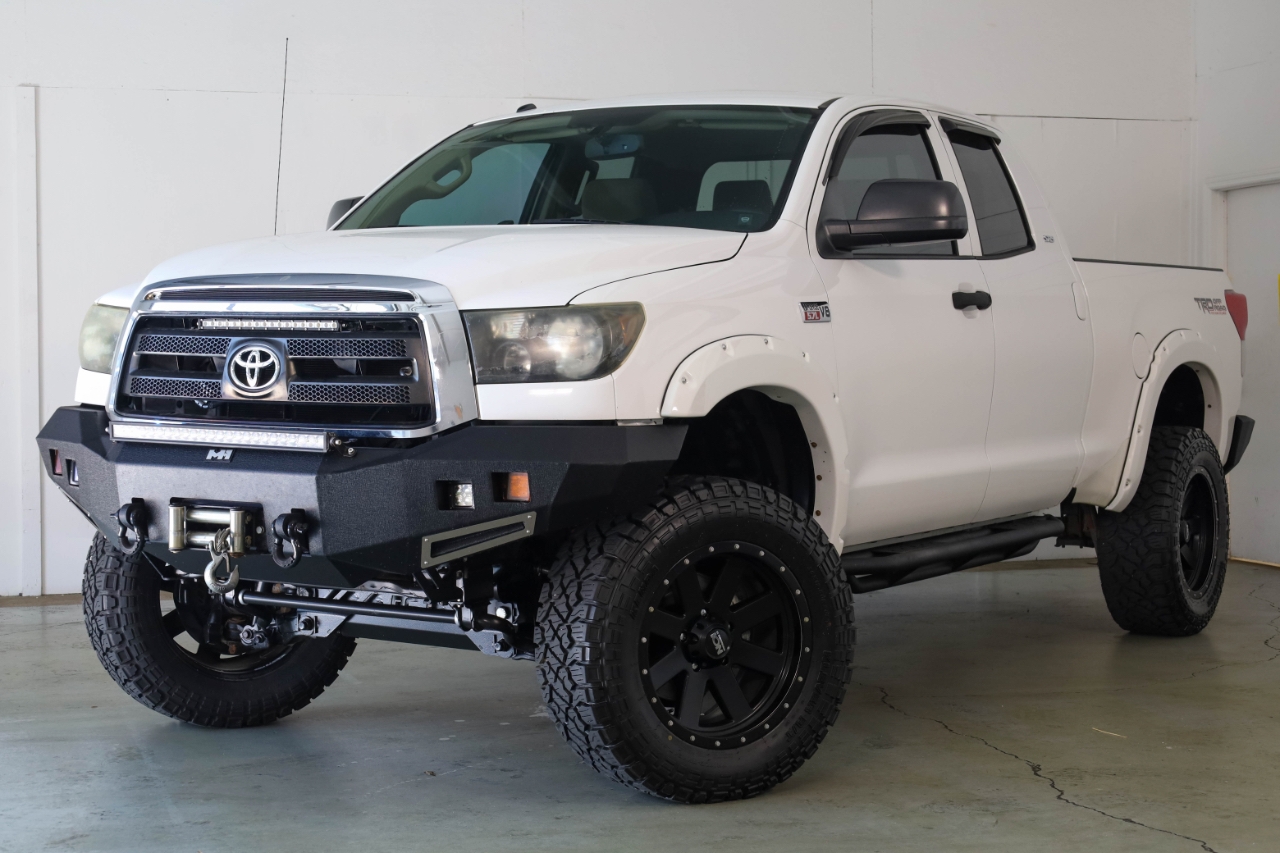 Toyota Tundra 4WD Truck Double Cab 5.7L FFV V8 6-Spd AT (Natl) 2013 Toyota Tundra 4WD Truck Double Cab 5.7L FFV V8 6-Spd AT (Natl) 2013