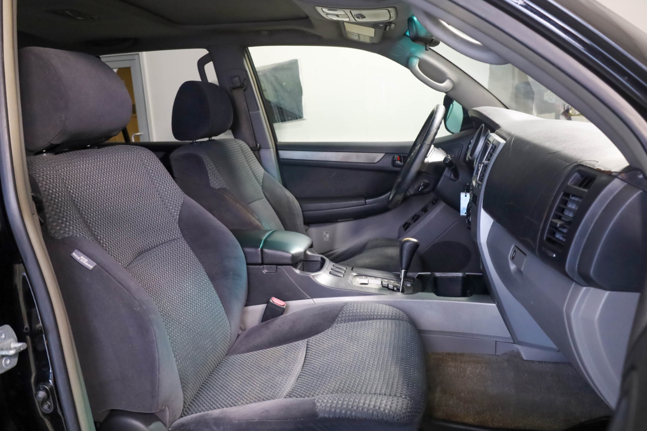 Toyota 4Runner 4dr SR5 V8 Auto (Natl) 2005 Toyota 4Runner 4dr SR5 V8 Auto (Natl) 2005