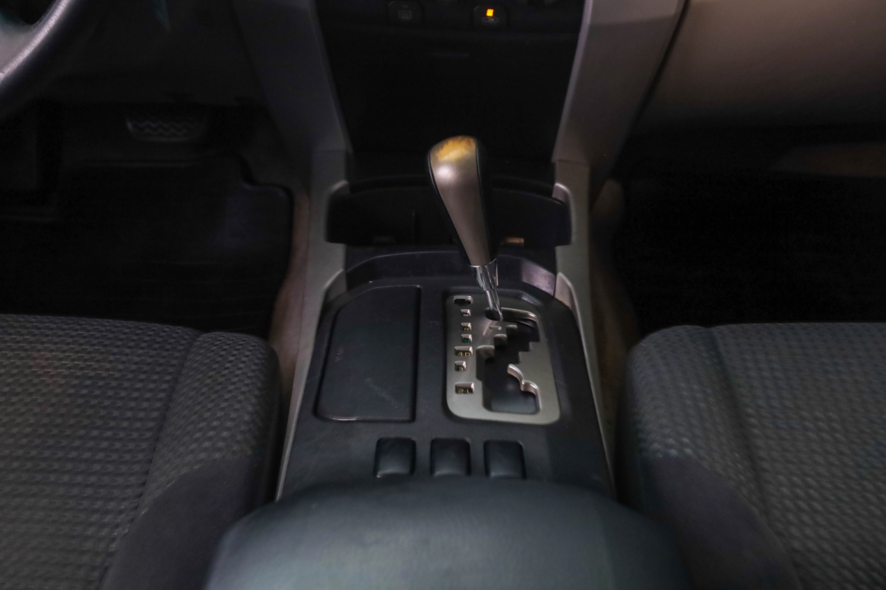 Toyota 4Runner 4dr SR5 V8 Auto (Natl) 2005 Toyota 4Runner 4dr SR5 V8 Auto (Natl) 2005