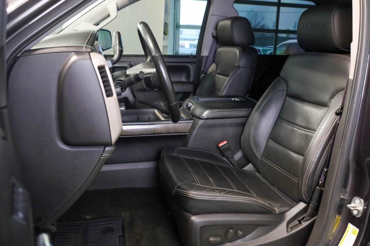 GMC Sierra 1500 4WD Crew Cab 143.5" Denali 2015