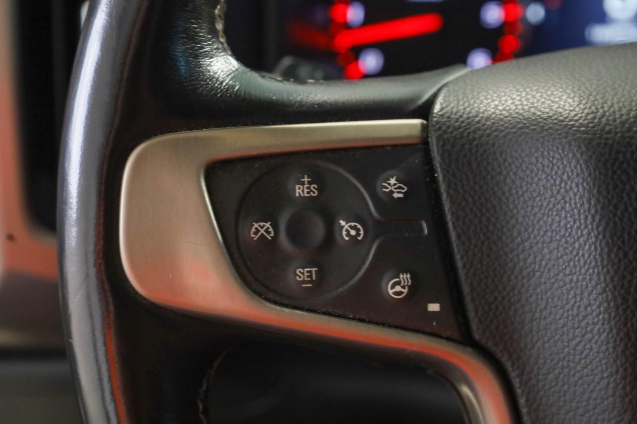 GMC Sierra 1500 4WD Crew Cab 143.5" Denali 2015