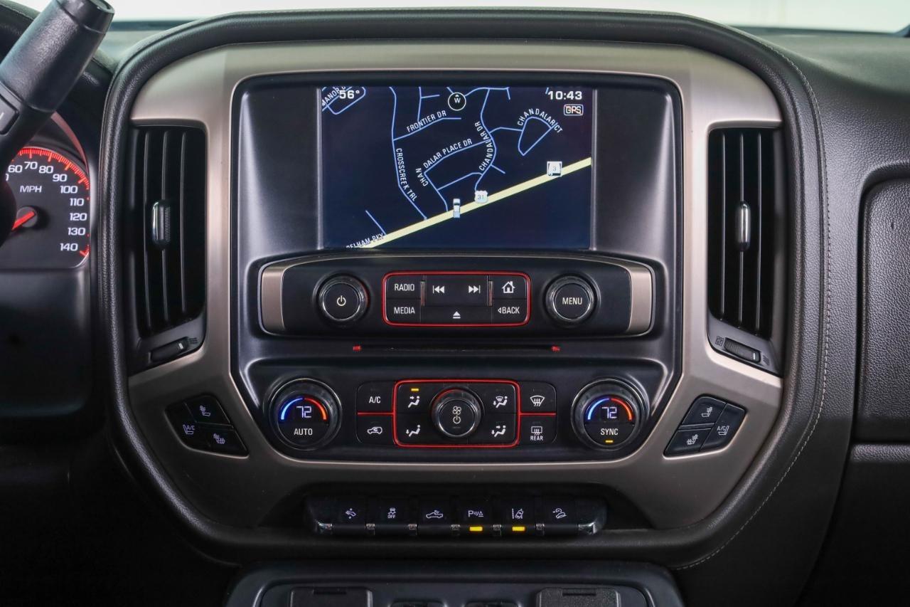 GMC Sierra 1500 4WD Crew Cab 143.5" Denali 2015