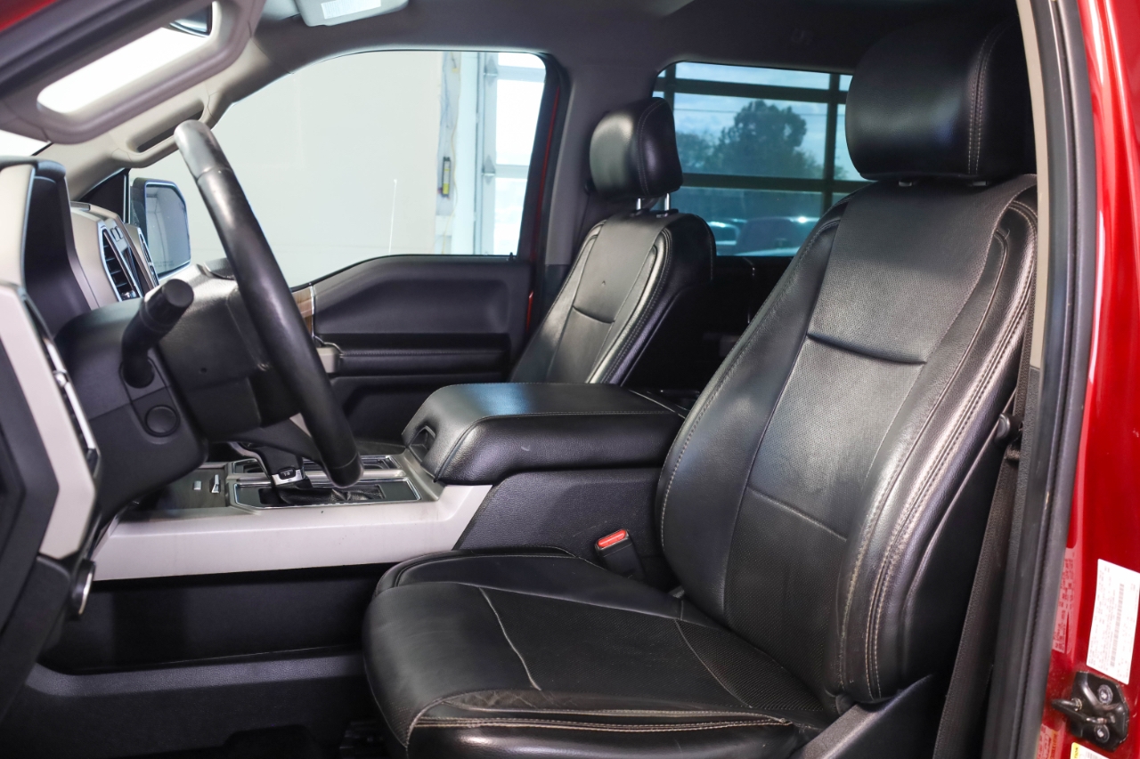 Ford F-150 Lariat 4WD SuperCrew 5.5' Box 2017 Ford F-150 Lariat 4WD SuperCrew 5.5' Box 2017