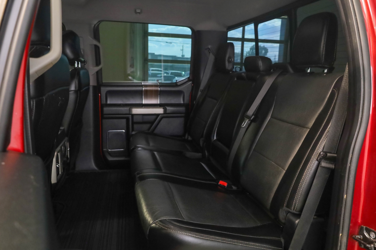 Ford F-150 Lariat 4WD SuperCrew 5.5' Box 2017 Ford F-150 Lariat 4WD SuperCrew 5.5' Box 2017