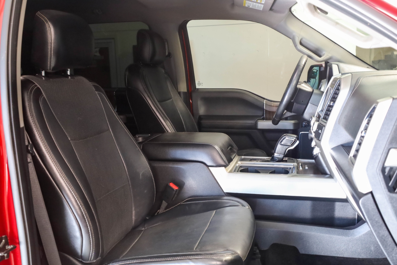 Ford F-150 Lariat 4WD SuperCrew 5.5' Box 2017 Ford F-150 Lariat 4WD SuperCrew 5.5' Box 2017