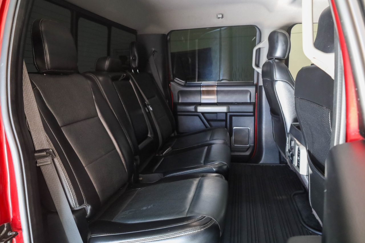 Ford F-150 Lariat 4WD SuperCrew 5.5' Box 2017 Ford F-150 Lariat 4WD SuperCrew 5.5' Box 2017